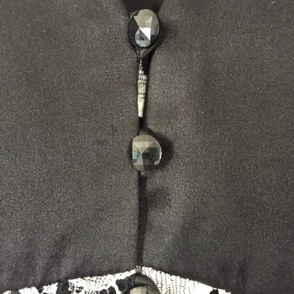 Chetta B Black Silk & Lace Long Sleeve Top Size 4 - Picture 2 of 8